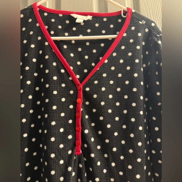 Women’s Charter Club Fleece long sleeve paja sleepshirt in black white & red 1X - Picture 2 of 7